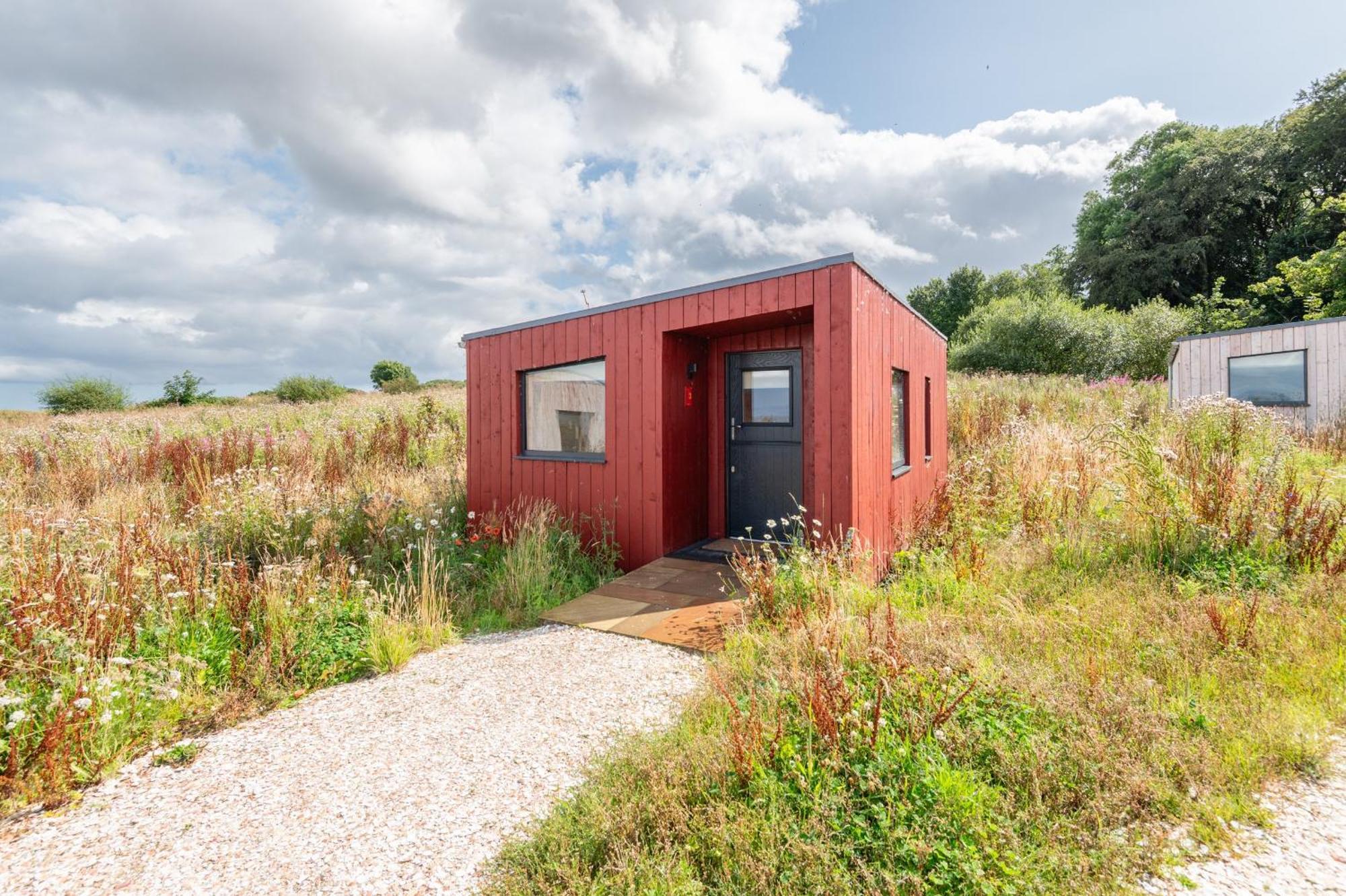 Rustic Cabins, Sea Views From Rewilded Farm With Highland Cows St Andrews Zewnętrze zdjęcie